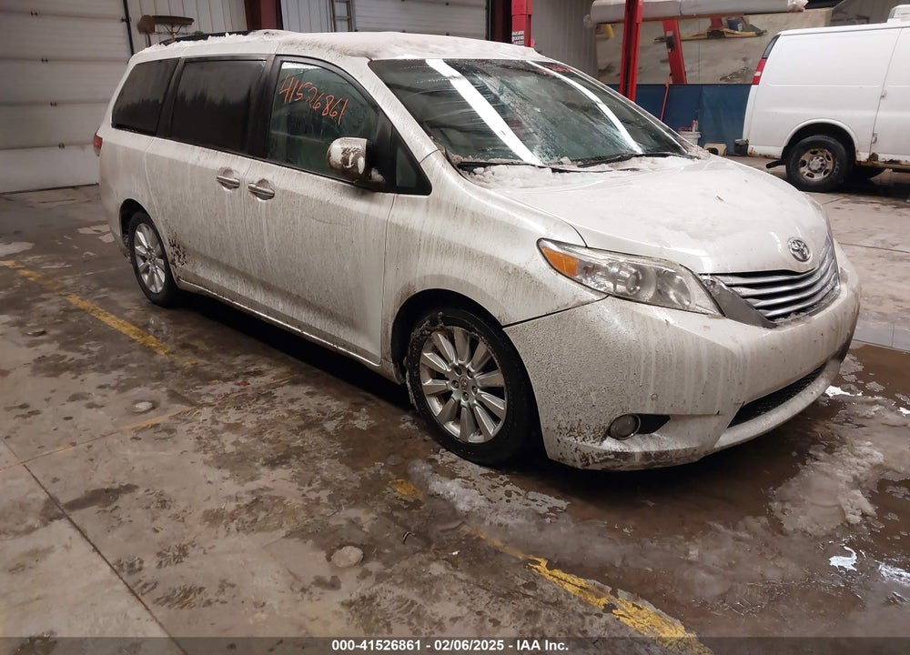 2011 TOYOTA SIENNA XLE LIMITED VIN: 5TDDK3DC0BS005250