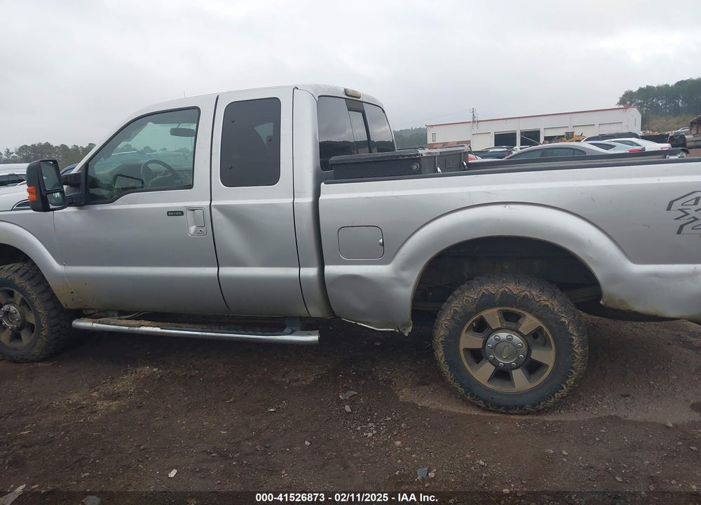 2011 FORD F-250 LARIAT VIN: 1FT7X2B63BEB03510
