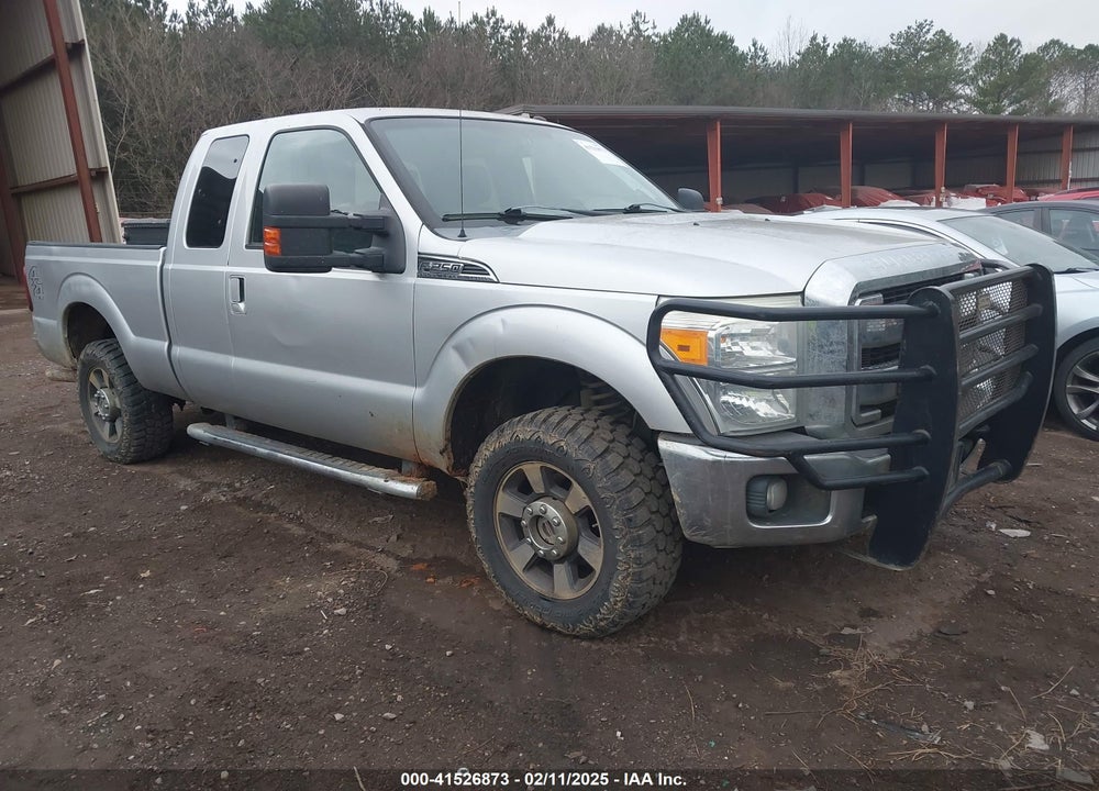 2011 FORD F-250 LARIAT VIN: 1FT7X2B63BEB03510