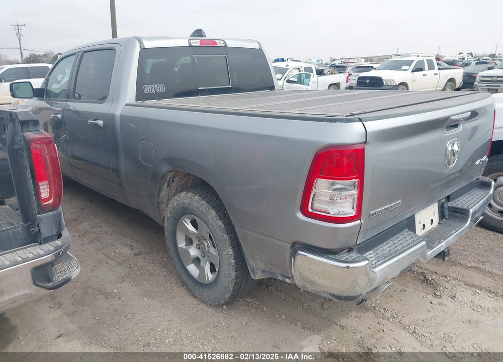 2022 RAM 1500 BIG HORN 4X4 6'4 BOX VIN: 1C6SRFMT7NN188524