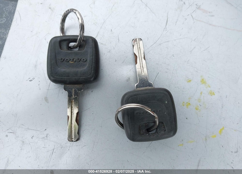 1999 VOLVO V70 VIN: YV1LW55A6X2607491