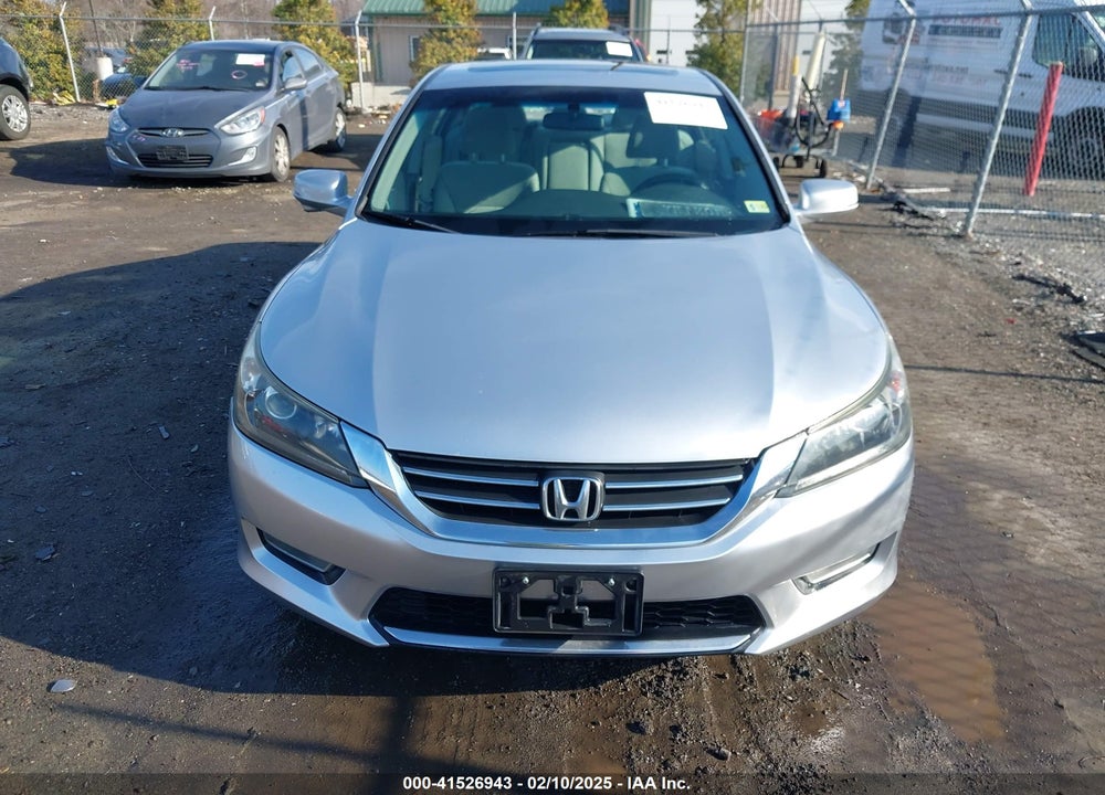 2013 HONDA ACCORD EX VIN: 1HGCR2F72DA211804