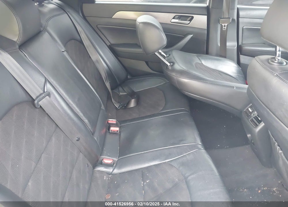 2018 HYUNDAI SONATA VIN: 5NPE34AF2JH702042