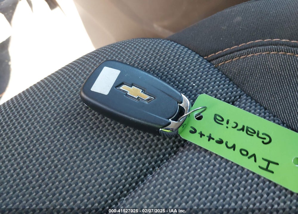 2020 CHEVROLET TRAVERSE FWD LS VIN: 1GNERFKW4LJ228864