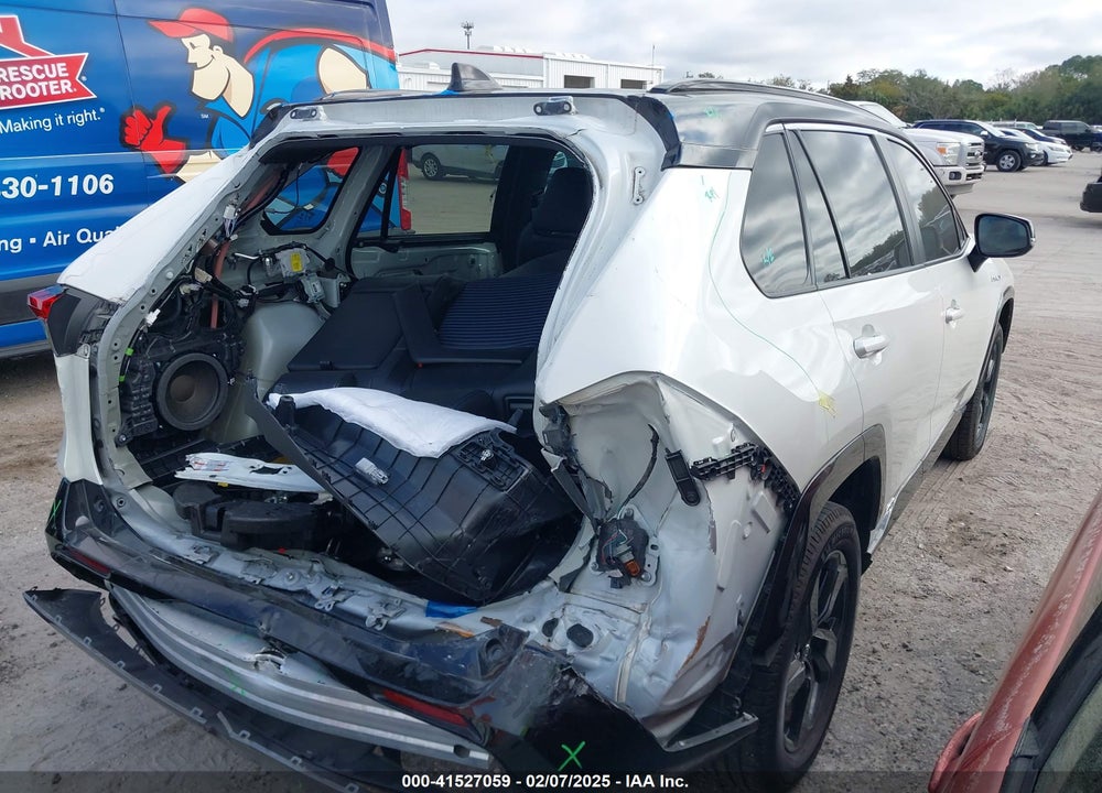 2021 TOYOTA RAV4 HYBRID XSE VIN: 2T3E6RFV3MW006002