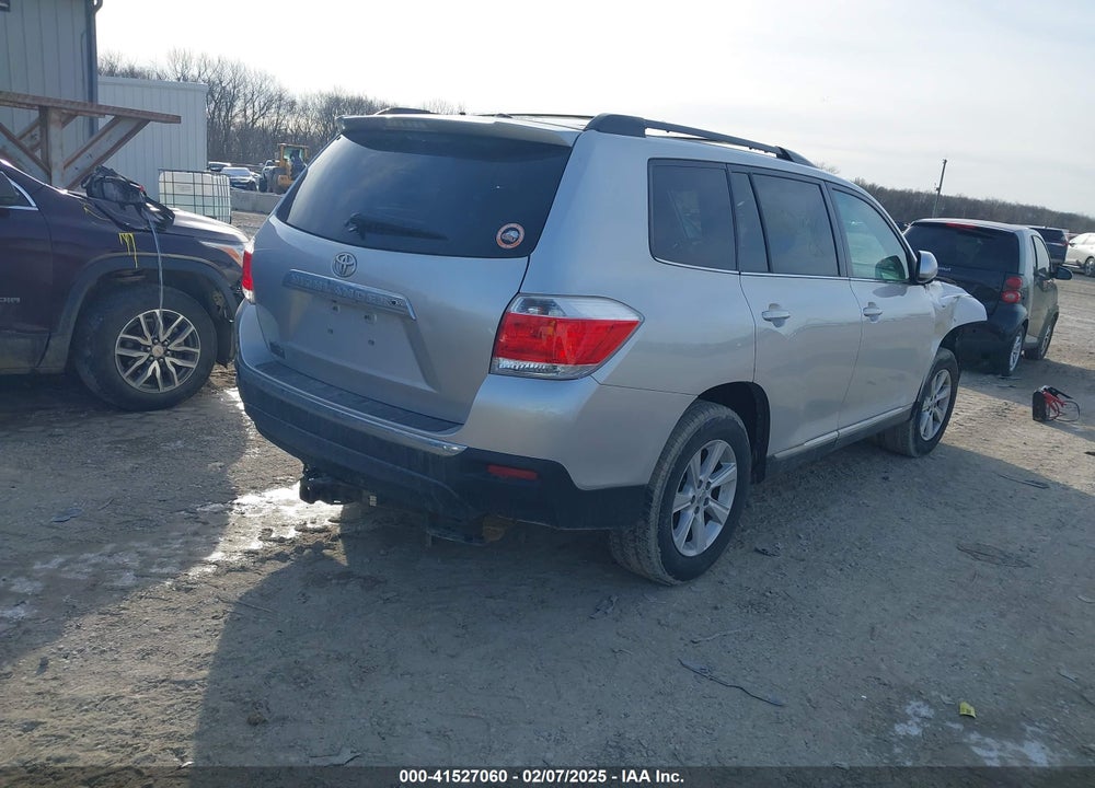 2011 TOYOTA HIGHLANDER SE V6 VIN: 5TDZK3EH0BS036935