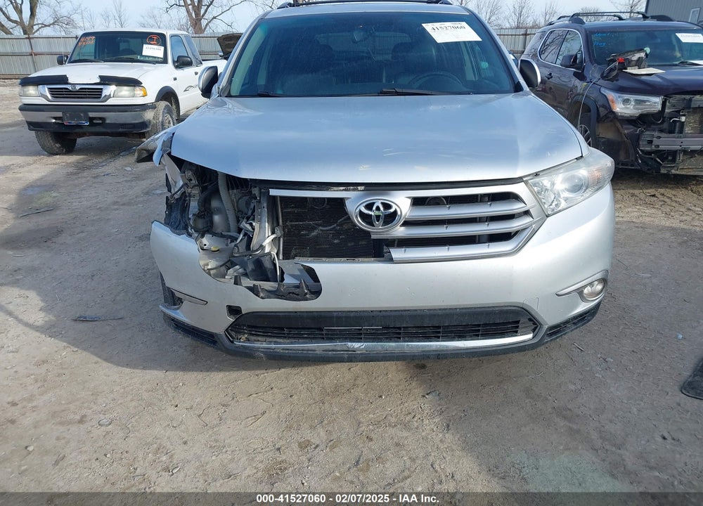 2011 TOYOTA HIGHLANDER SE V6 VIN: 5TDZK3EH0BS036935