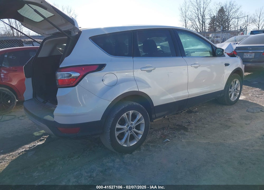 2017 FORD ESCAPE SE VIN: 1FMCU0GD5HUE89750