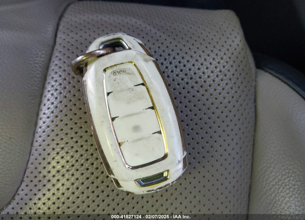 2020 HYUNDAI SANTA FE SEL VIN: 5NMS33ADXLH300457