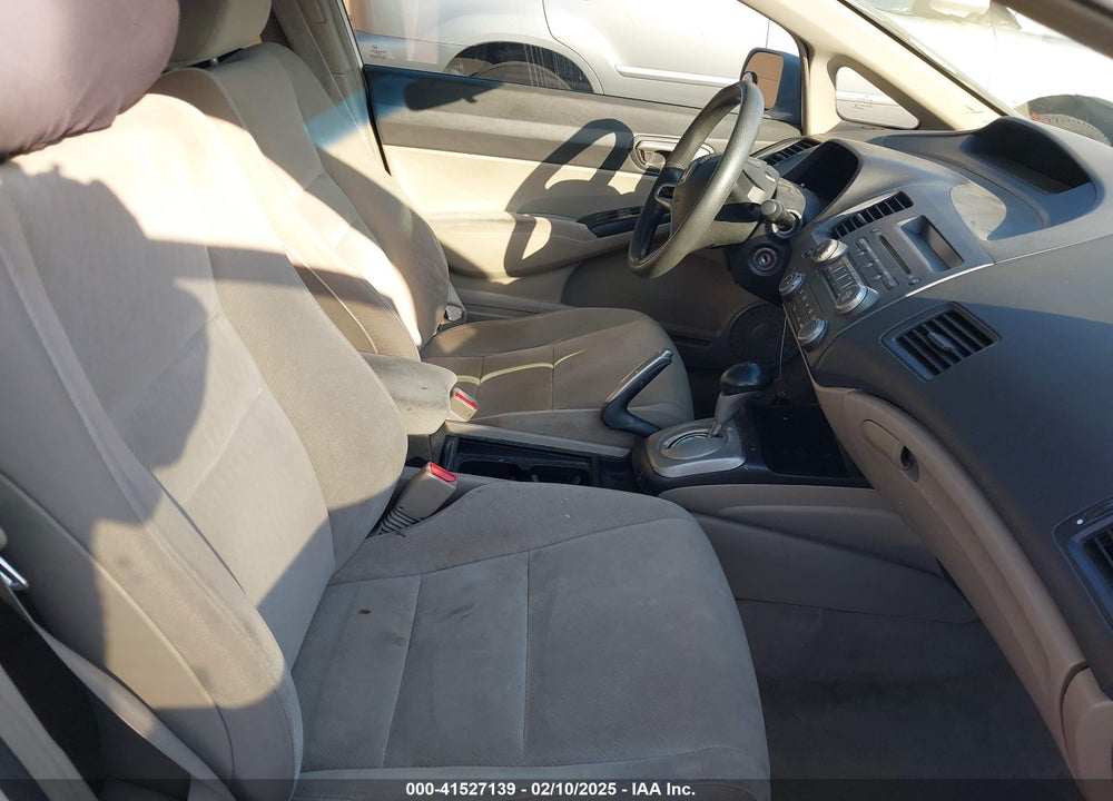 2010 HONDA CIVIC LX VIN: 2HGFA1F58AH537813