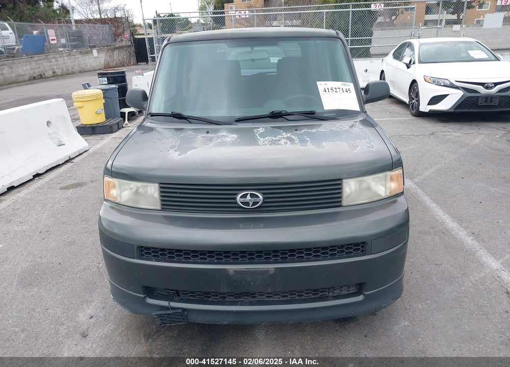 2004 SCION XB VIN: JTLKT324840131866