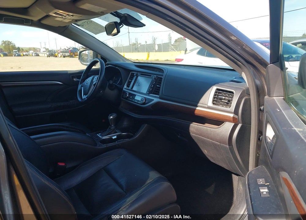 2014 TOYOTA HIGHLANDER LIMITED PLATINUM V6 VIN: 5TDDKRFH5ES014106
