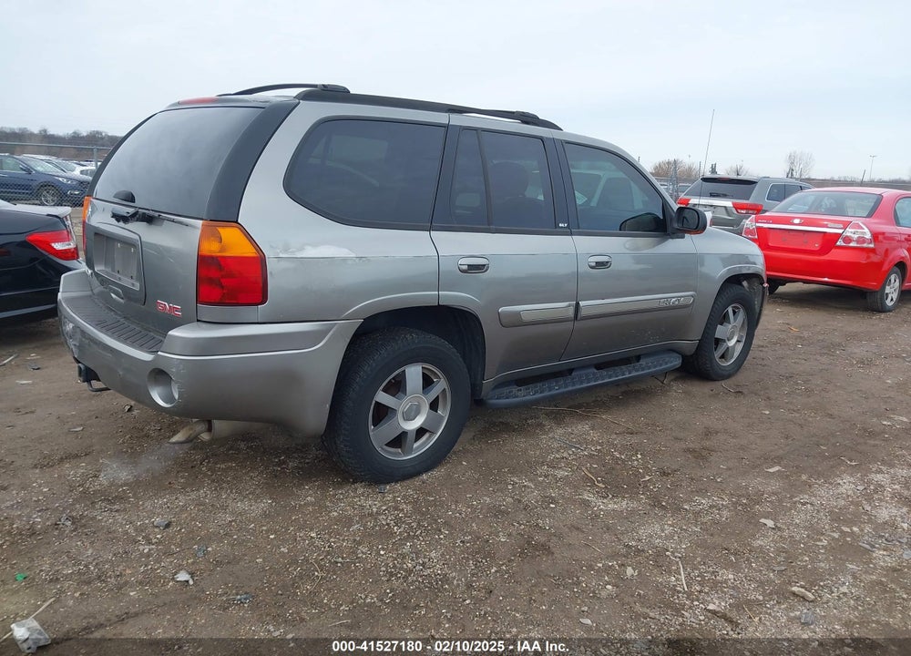 2005 GMC ENVOY SLT VIN: 1GKDT13S352129944
