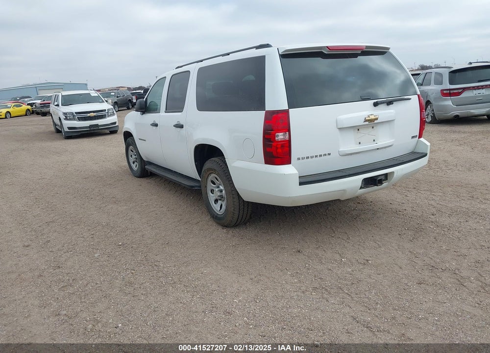 2010 CHEVROLET SUBURBAN 1500 COMMERCIAL FLEET VIN: 1GNUCHE01AR224737