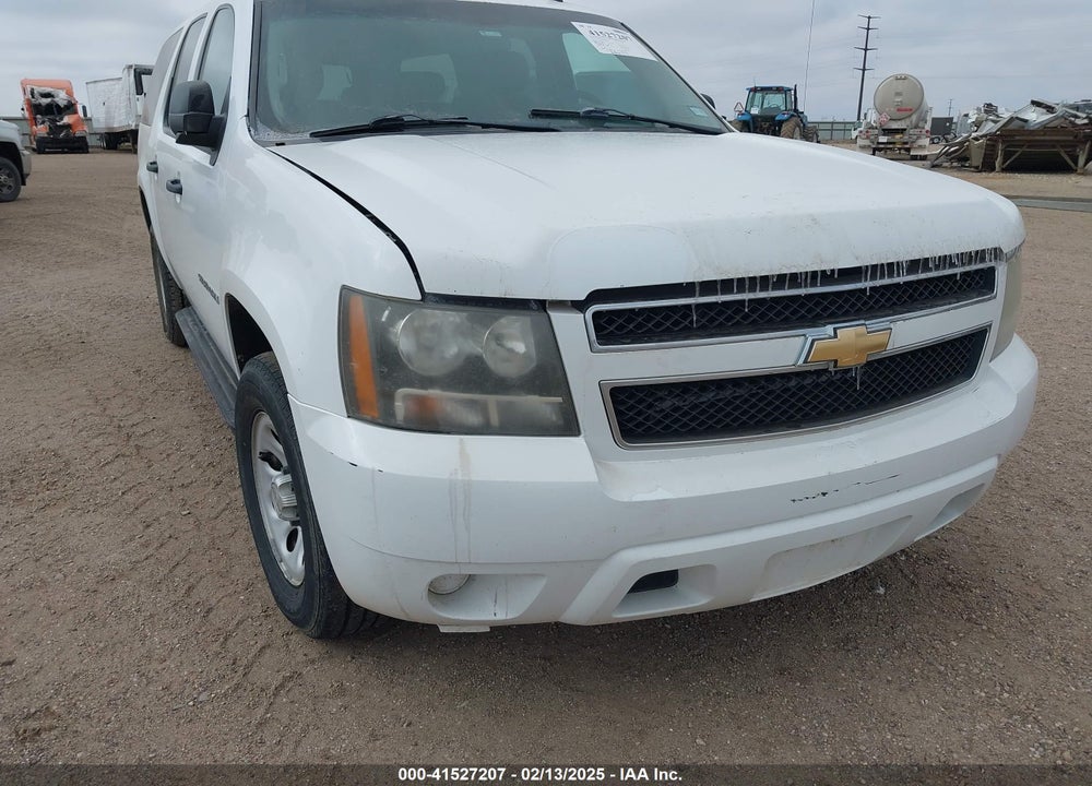 2010 CHEVROLET SUBURBAN 1500 COMMERCIAL FLEET VIN: 1GNUCHE01AR224737