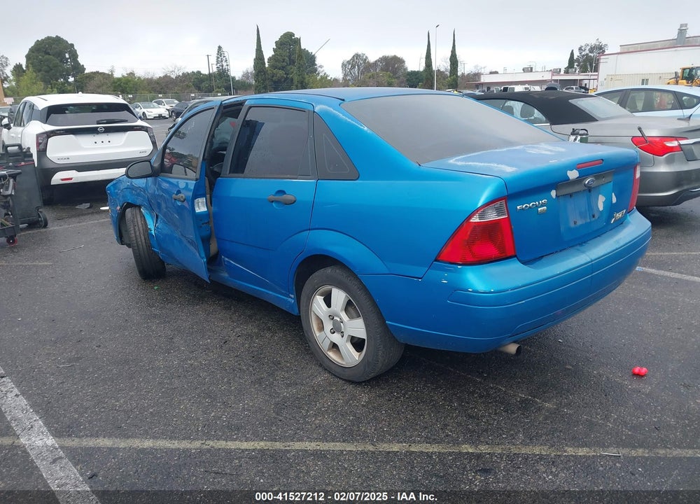 2007 FORD FOCUS VIN: 1FAFP34N77W104690