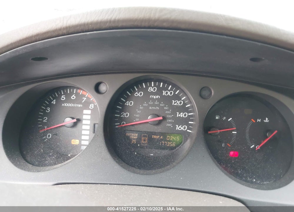 2001 ACURA TL 3.2 VIN: 19UUA56611A010041