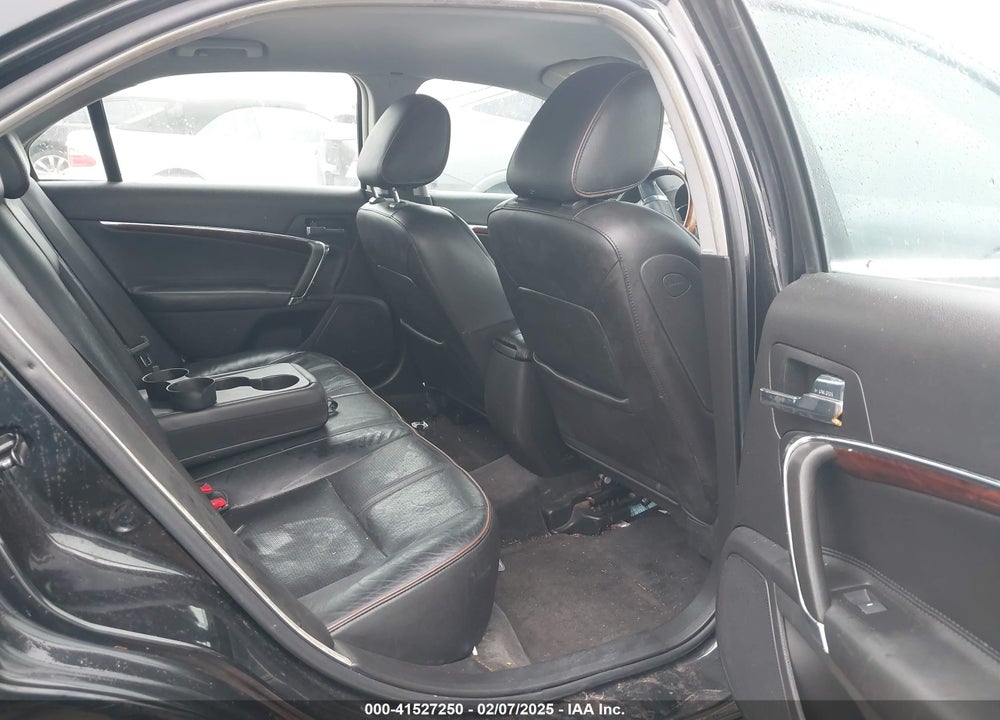 2010 LINCOLN MKZ VIN: 3LNHL2GC8AR626477