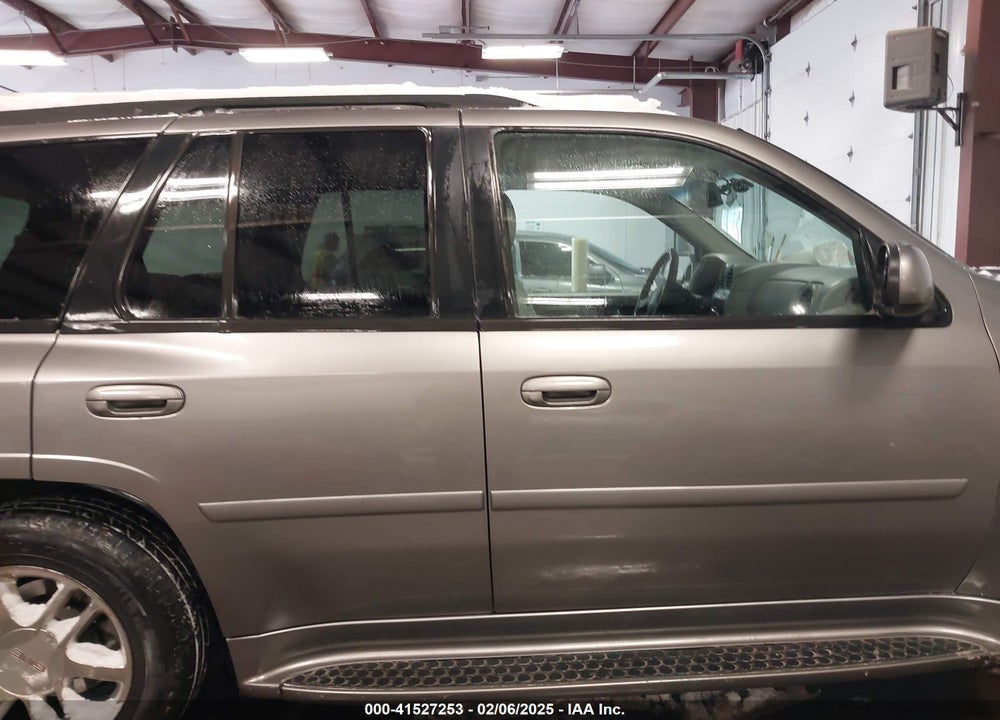 2006 GMC ENVOY DENALI VIN: 1GKET63MX62254525