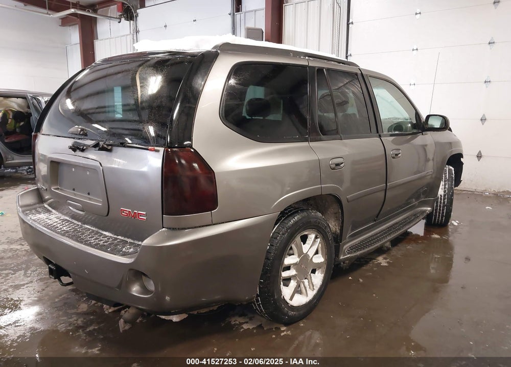 2006 GMC ENVOY DENALI VIN: 1GKET63MX62254525