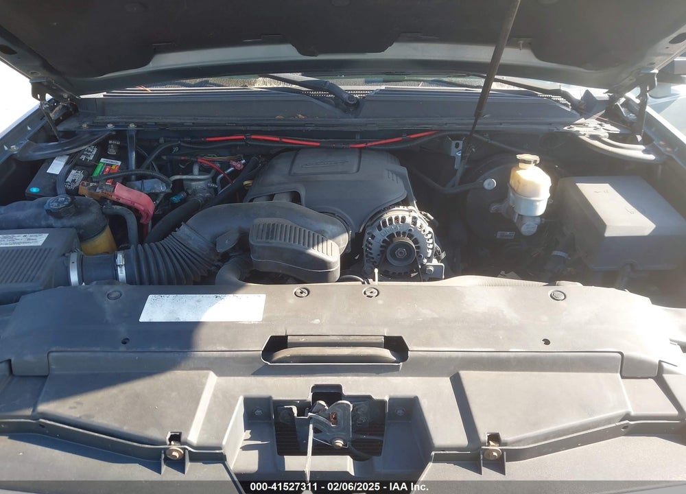 2008 CHEVROLET SUBURBAN 1500 LS VIN: 3GNFC160X8G162523