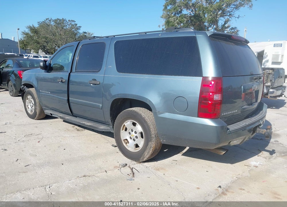 2008 CHEVROLET SUBURBAN 1500 LS VIN: 3GNFC160X8G162523