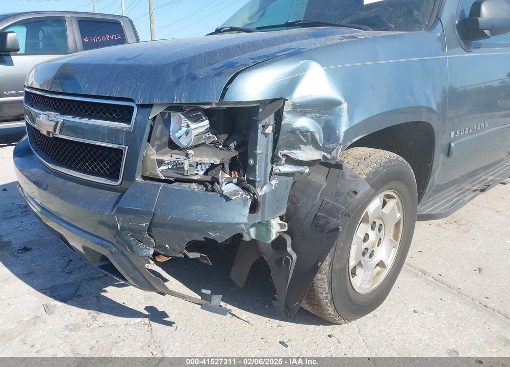 2008 CHEVROLET SUBURBAN 1500 LS VIN: 3GNFC160X8G162523