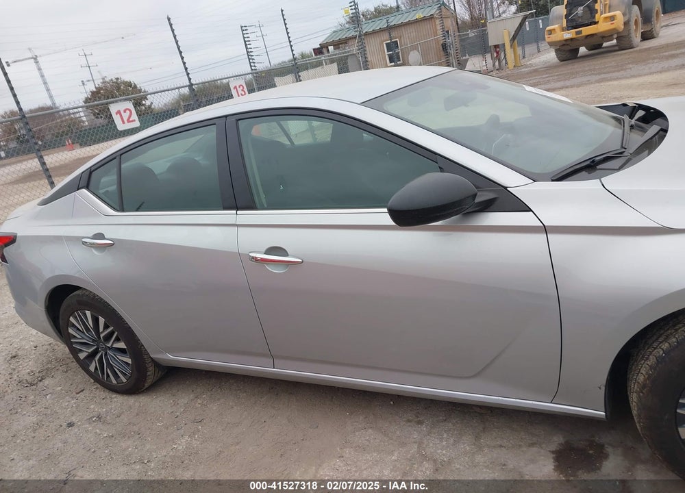 2024 NISSAN ALTIMA SV FWD VIN: 1N4BL4DV8RN374715