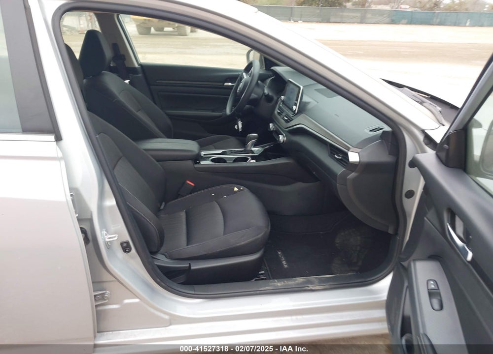 2024 NISSAN ALTIMA SV FWD VIN: 1N4BL4DV8RN374715