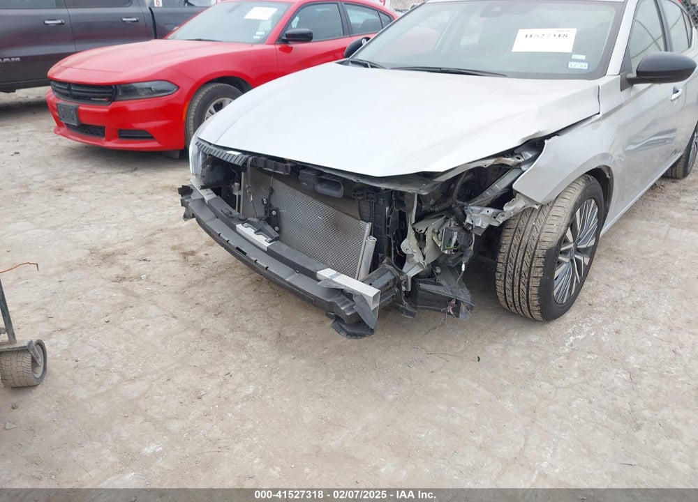 2024 NISSAN ALTIMA SV FWD VIN: 1N4BL4DV8RN374715