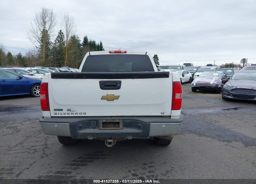 2011 CHEVROLET SILVERADO 1500 VIN: 3GCPKSE39BG220436