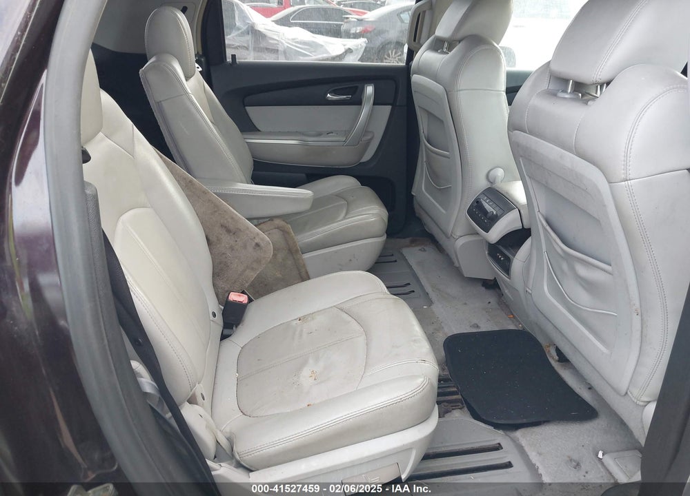 2008 GMC ACADIA SLT-1 VIN: 1GKER23748J211860