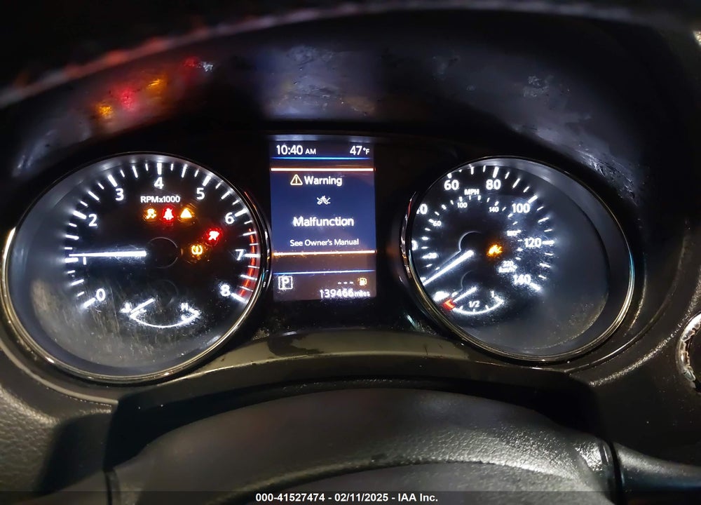 2018 NISSAN ROGUE VIN: KNMAT2MT5JP529108