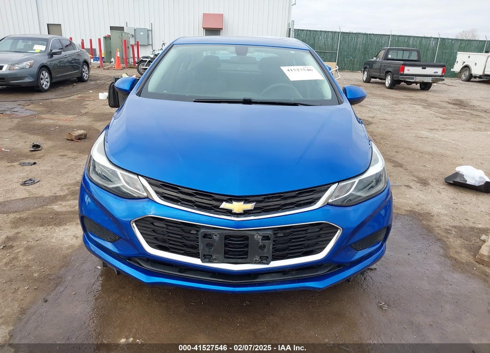 2018 CHEVROLET CRUZE VIN: 1G1BE5SM9J7142887