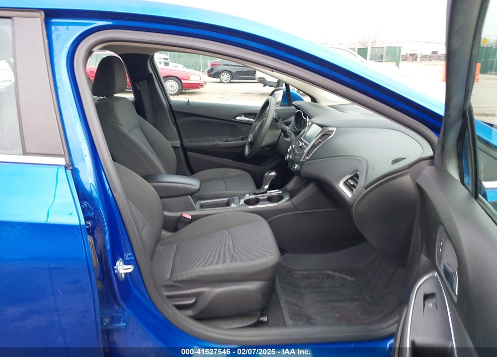 2018 CHEVROLET CRUZE VIN: 1G1BE5SM9J7142887