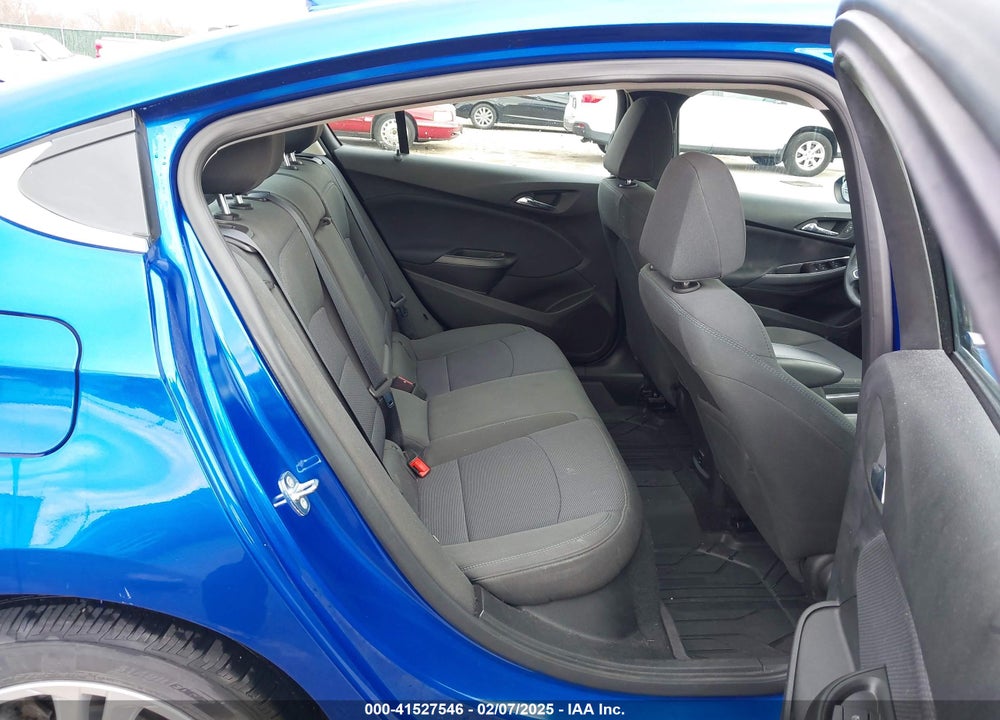 2018 CHEVROLET CRUZE VIN: 1G1BE5SM9J7142887