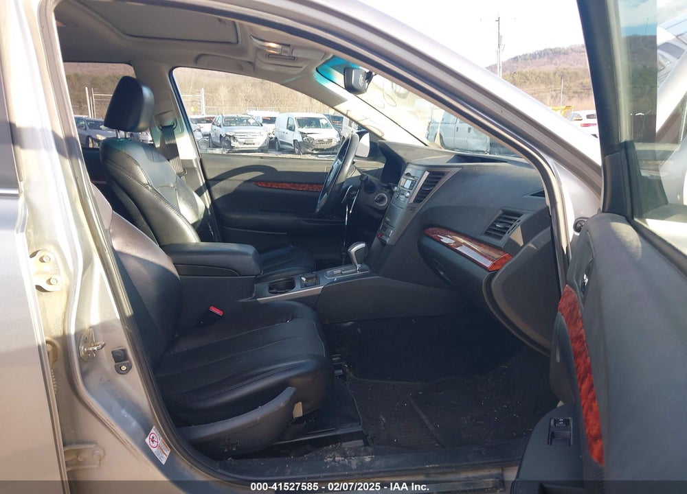 2011 SUBARU OUTBACK 2.5I LIMITED VIN: 4S4BRBKC9B3337880