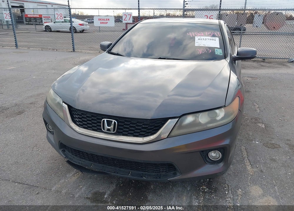 2013 HONDA ACCORD VIN: 1HGCT1B75DA023327