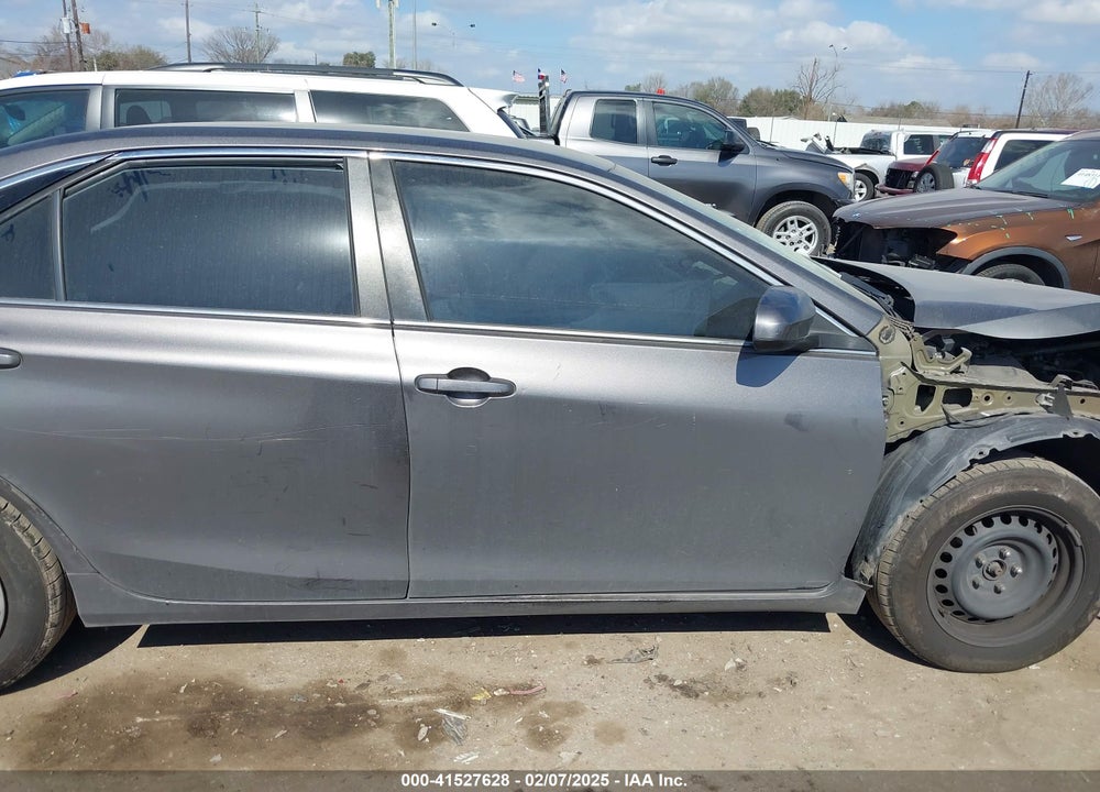 2017 TOYOTA CAMRY VIN: 4T1BF1FK5HU403543
