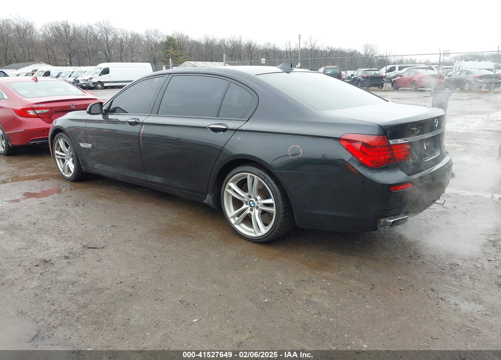 2013 BMW 750LI VIN: WBAYE8C51DD133470