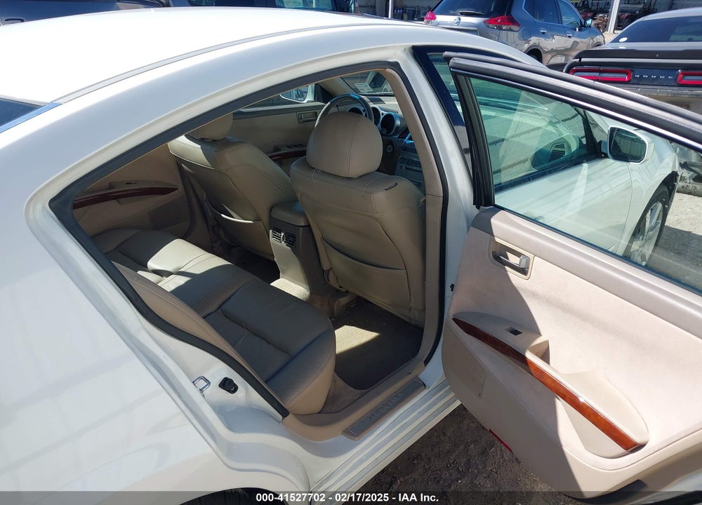 2004 NISSAN MAXIMA 3.5 SL VIN: 1N4BA41E34C914373