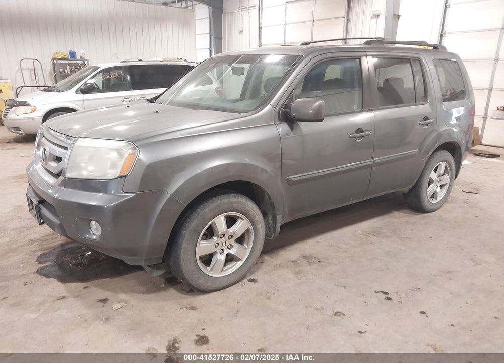 2010 HONDA PILOT EX-L VIN: 5FNYF4H52AB031164