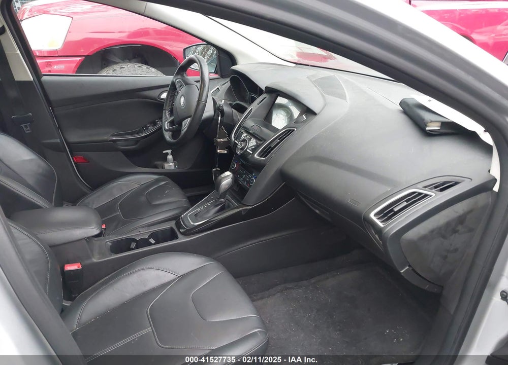 2017 FORD FOCUS TITANIUM VIN: 1FADP3N26HL241120