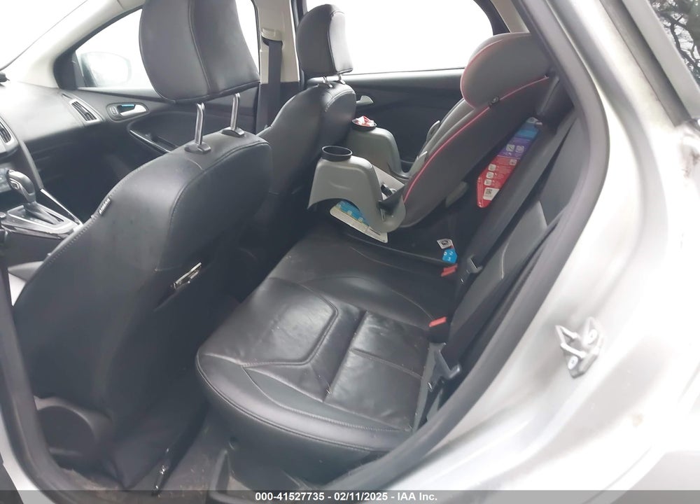 2017 FORD FOCUS TITANIUM VIN: 1FADP3N26HL241120