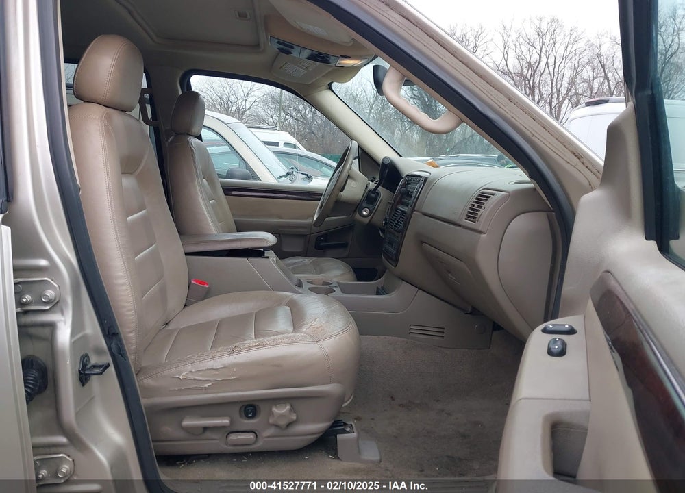 2005 FORD EXPLORER LIMITED VIN: 1FMZU75W55UA31984