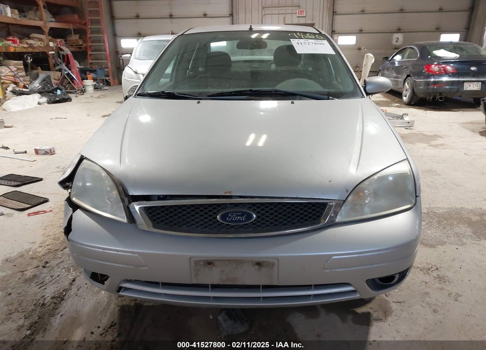 2006 FORD FOCUS VIN: 1FAFP38Z96W123205
