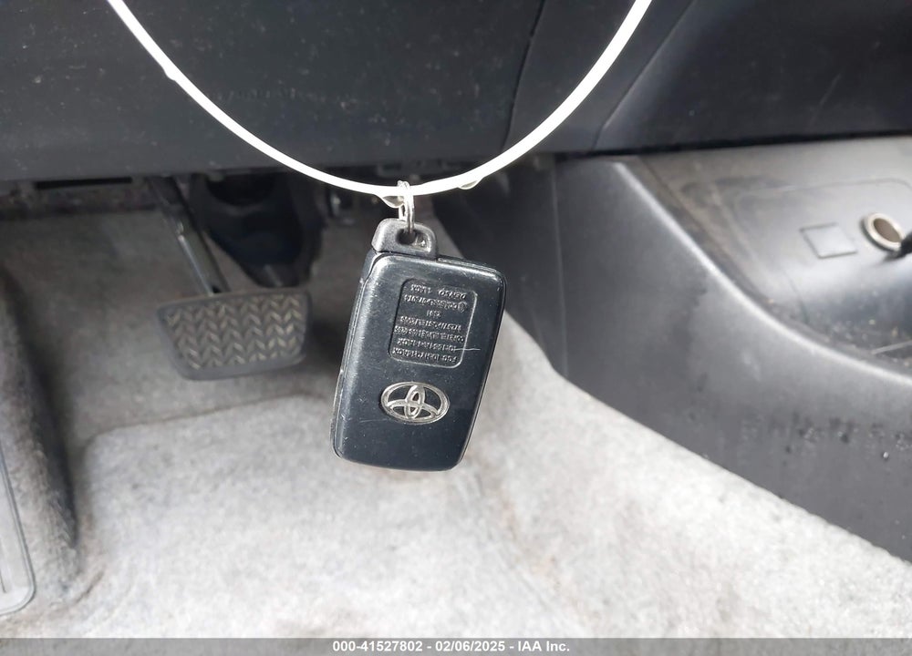 2013 TOYOTA PRIUS VIN: JTDKN3DU8D0350281