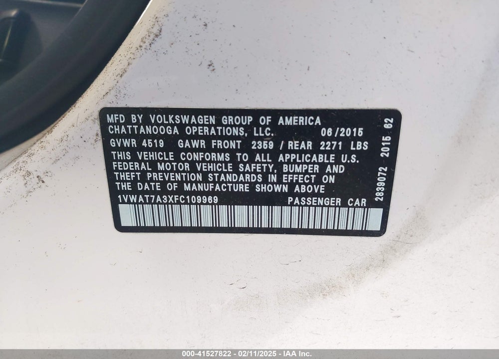 2015 VOLKSWAGEN PASSAT VIN: 1VWAT7A3XFC109969