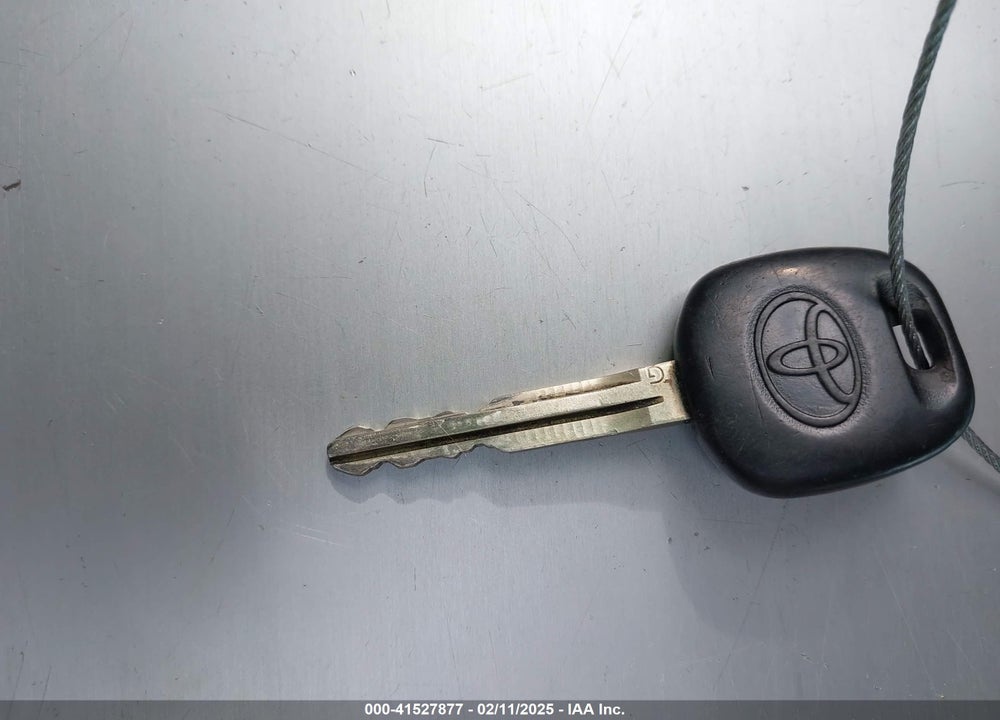 2012 TOYOTA SIENNA XLE V6 8 PASSENGER VIN: 5TDYK3DC0CS276831