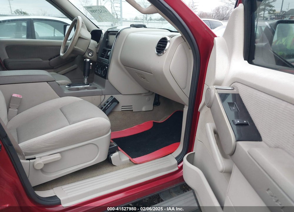 2006 FORD EXPLORER XLT VIN: 1FMEU63E36UB28654